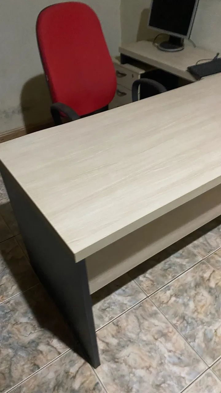 Vendo mesa para escritório  - Foto 3