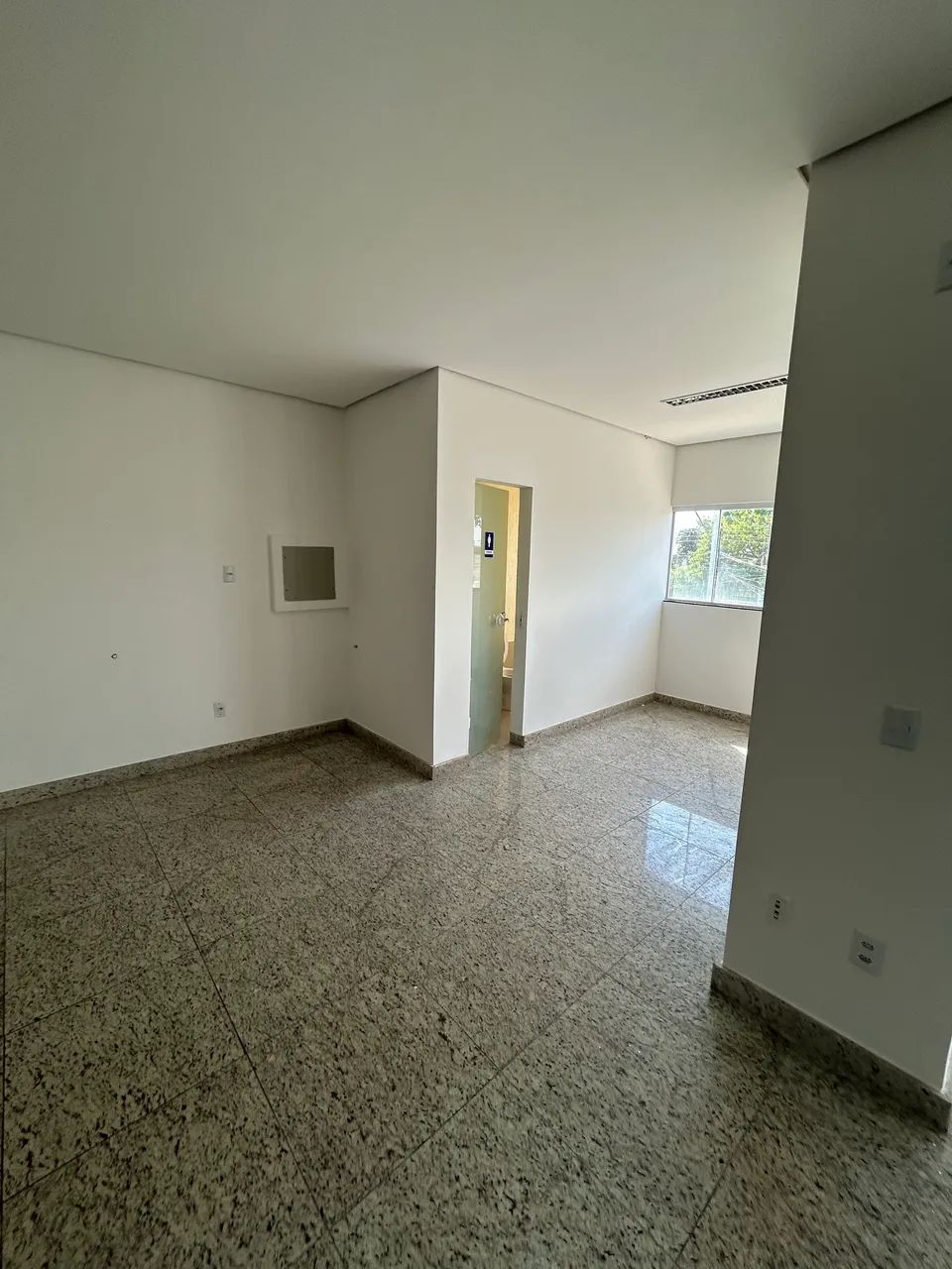 Aluga sala comercial 205 Sul Av LO 05 - Foto 2