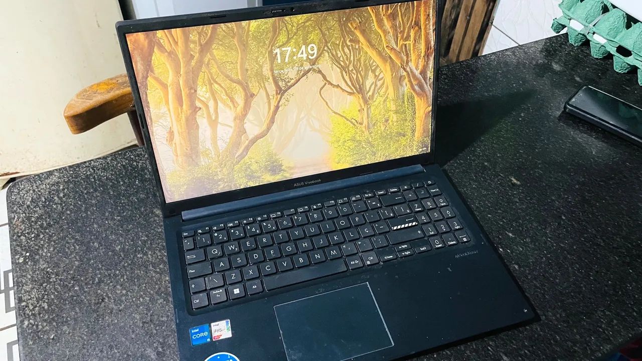 Vendo Asus Vivobook 15 Intel core i5 - Foto 3