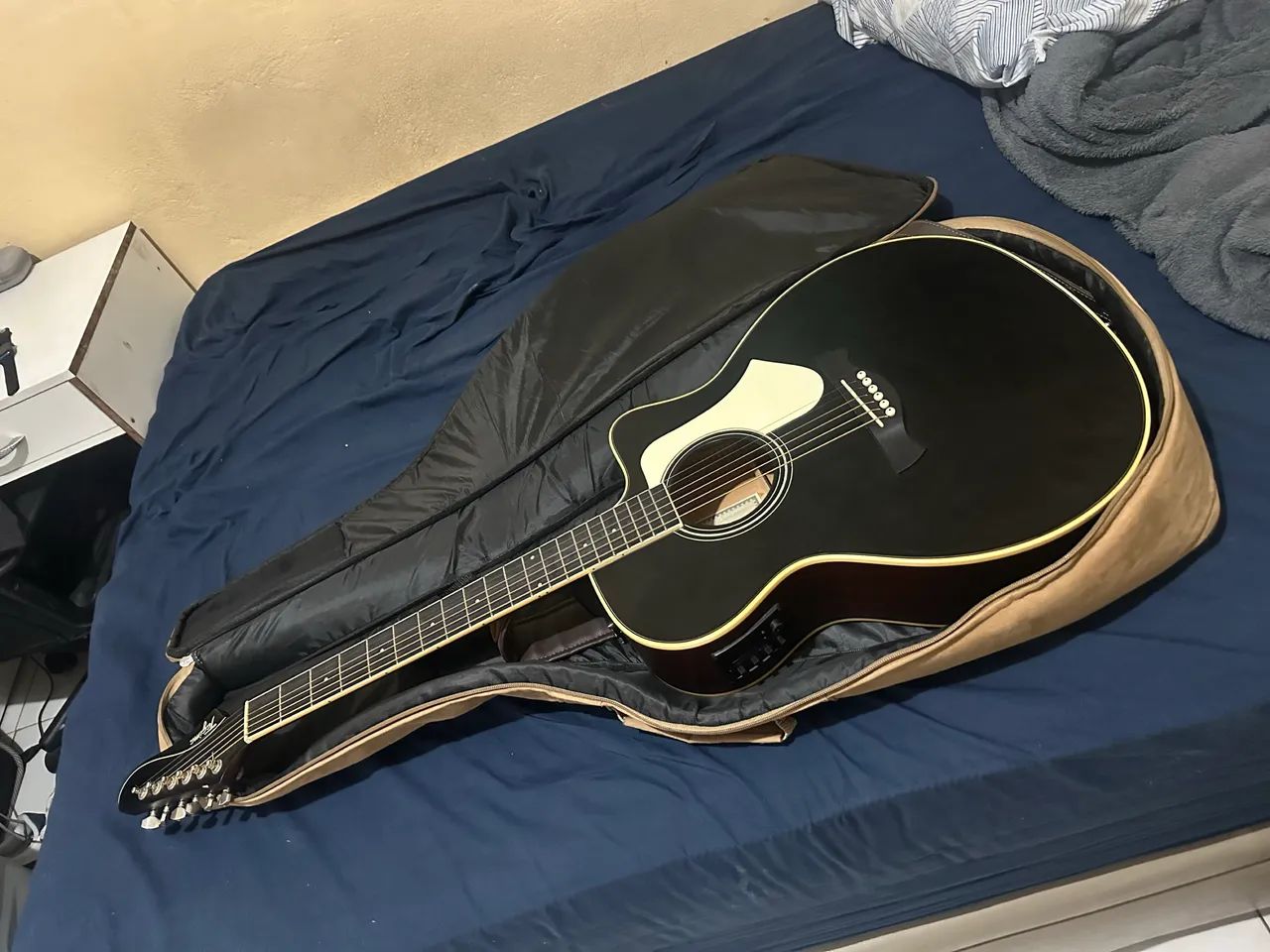 Violão tagima eletrico 