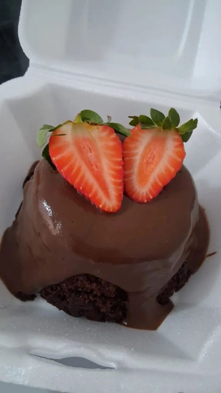 Mini bolos vulcão e bolo de pote - Foto 2