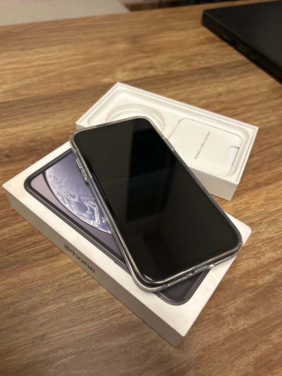 VENDO IPHONE XR NOVINHO