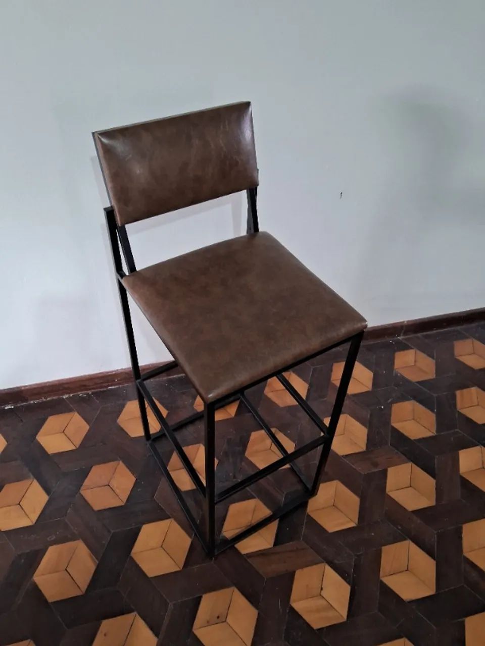 Banqueta alta de ferro 