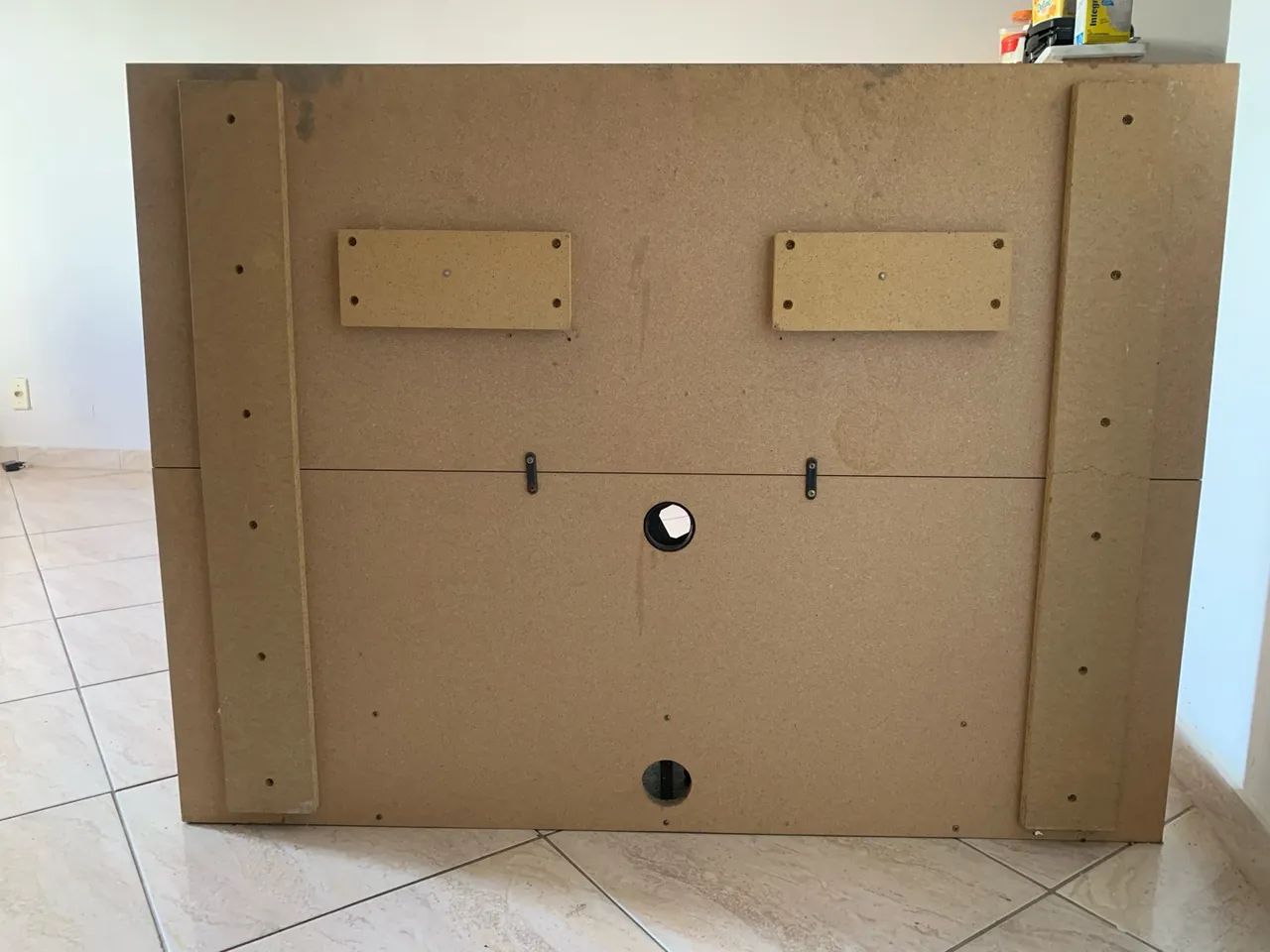 Rack de parede pra tv de até 40 polegadas  - Foto 3