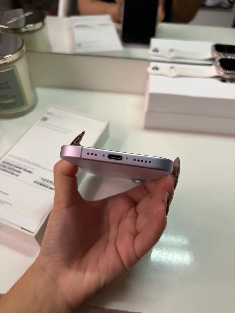Iphone 17 - Lavanda - Foto 4
