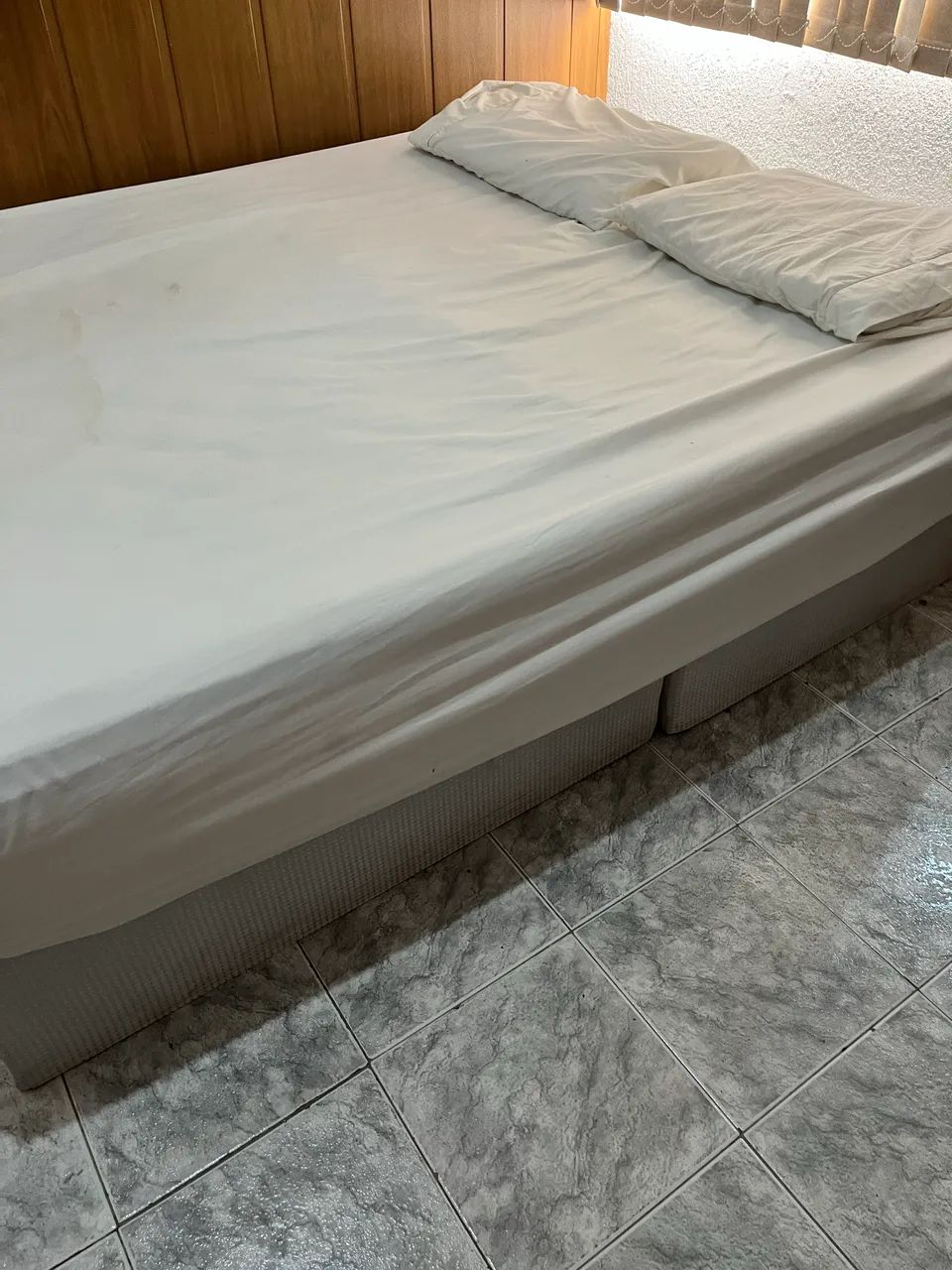 Cama Queen