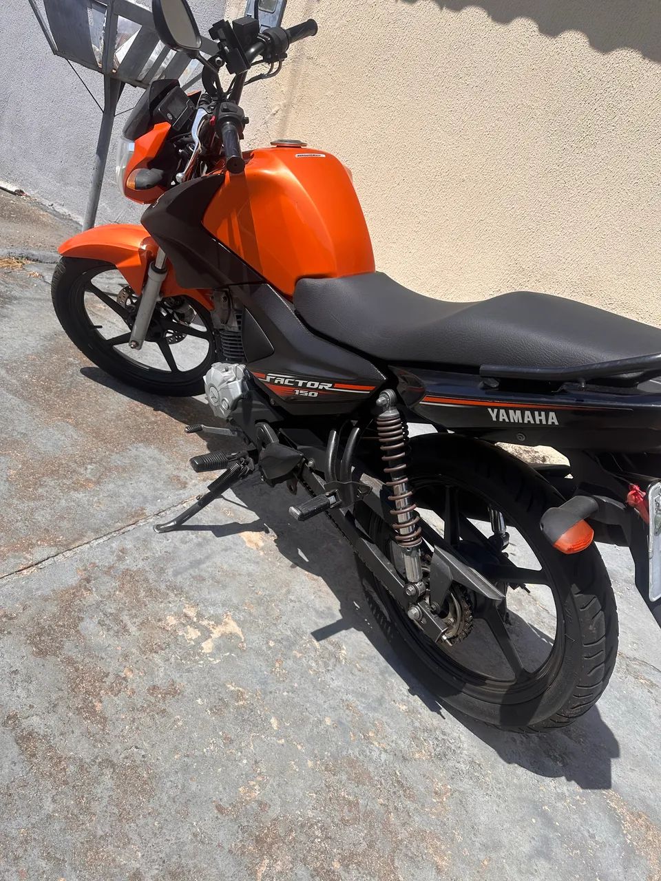 Moto factor 2016