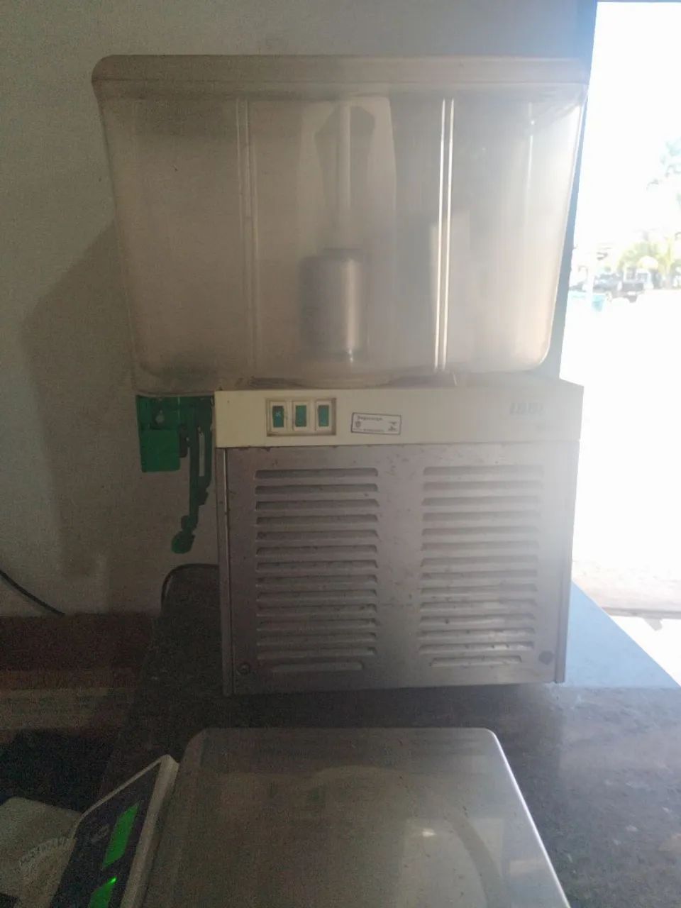 Vende-se refresqueira IBBL BBS 2 cubas - Foto 2