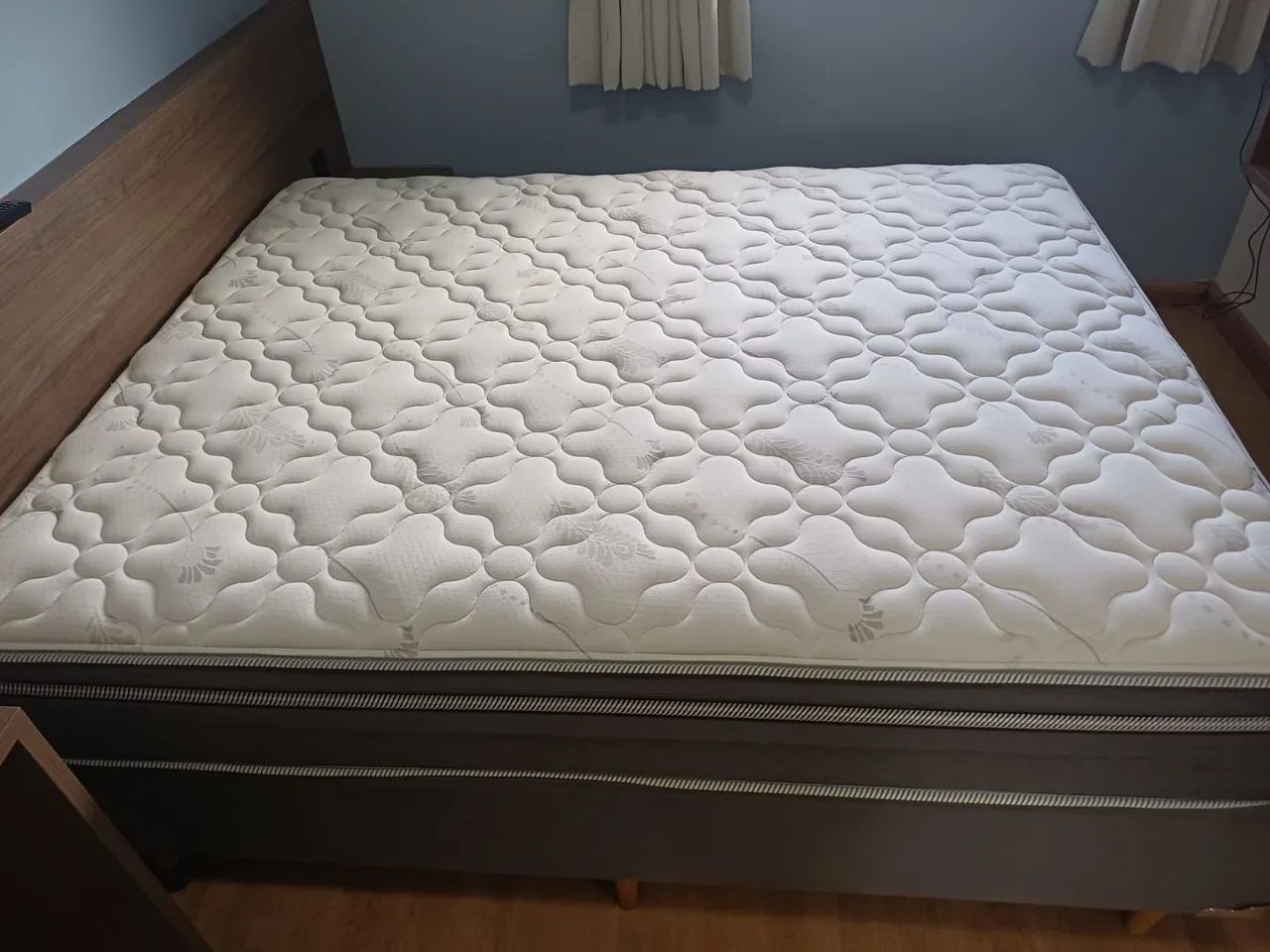 Cama box queen em ótimo estado - Foto 4