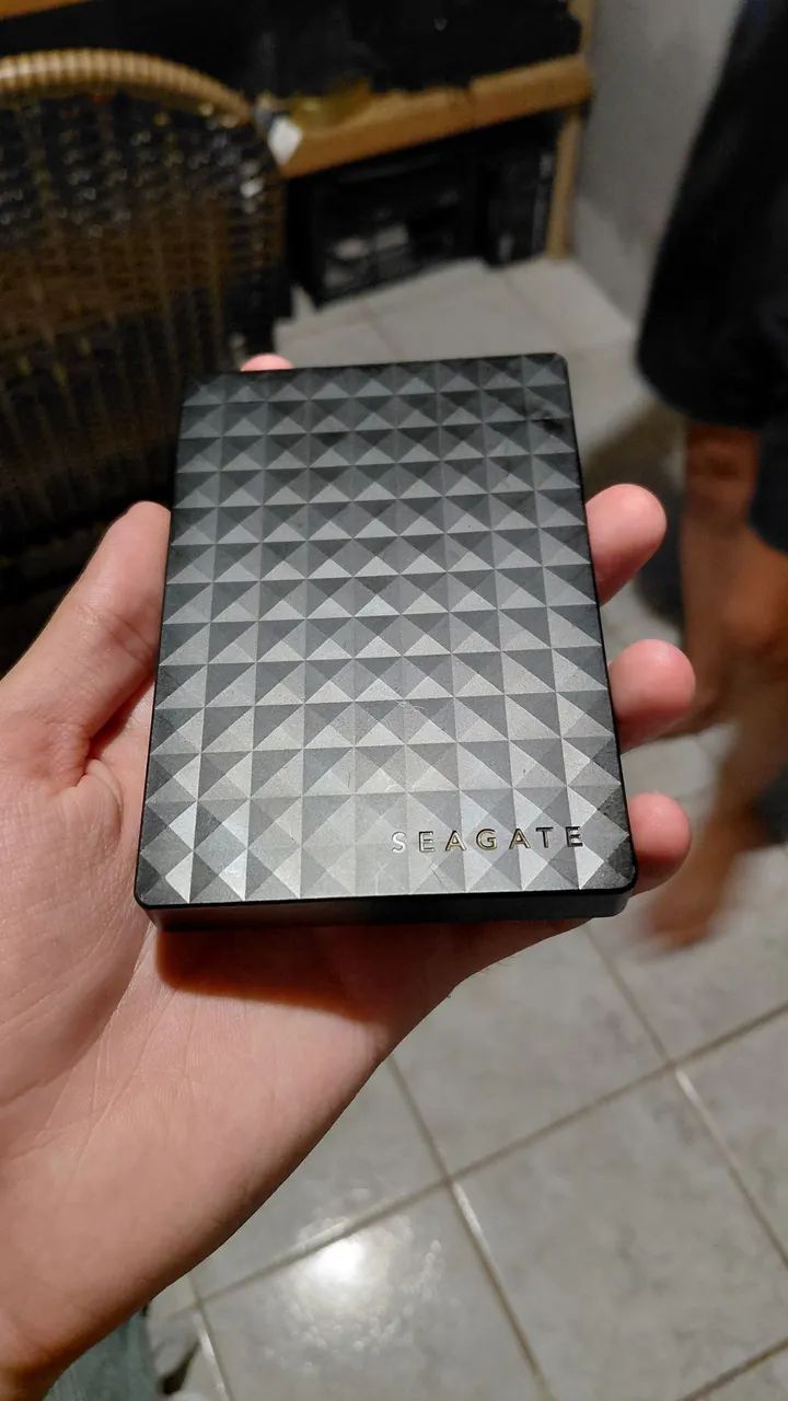 Hd externo 1 tera - seagate novo