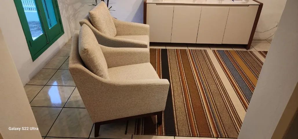Par de Poltronas Decorativas Modernas - Excelente Estado - Foto 4