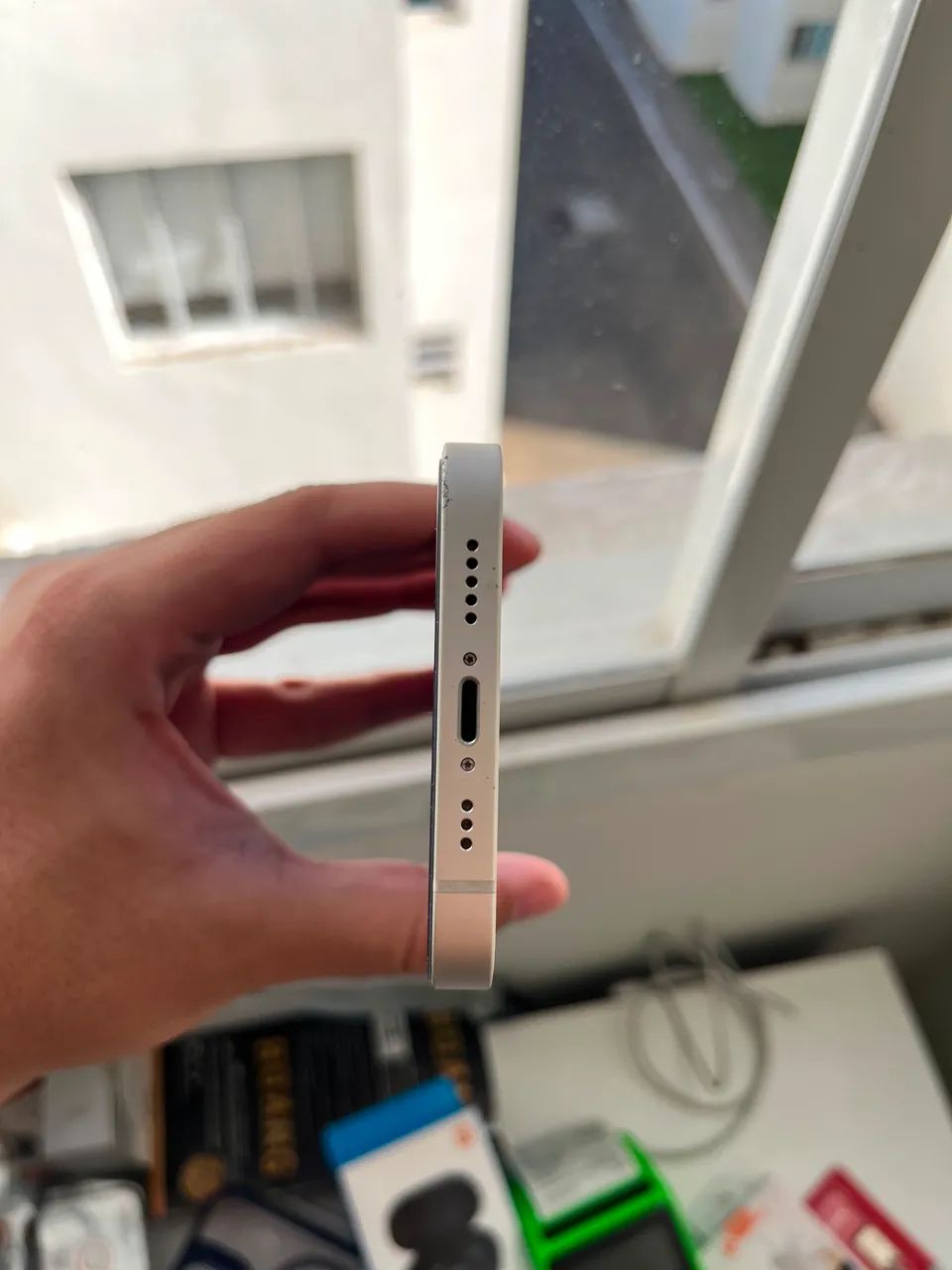 iPhone 13 128GB Branco  - Foto 2
