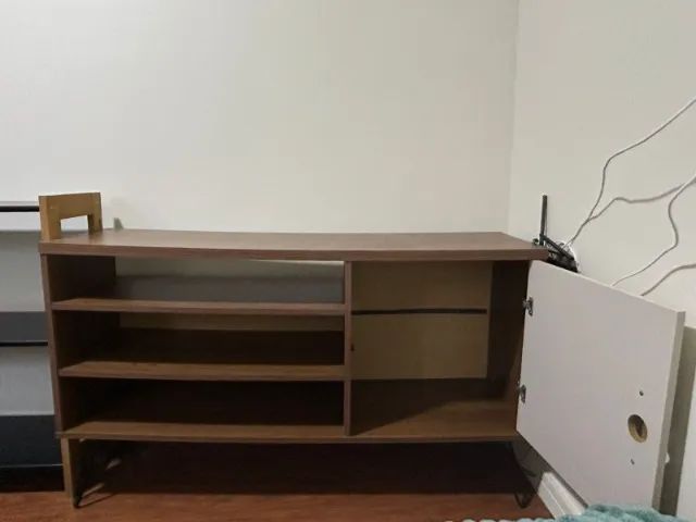 Rack de TV com prateleiras e uma porta - 120cm - Foto 2