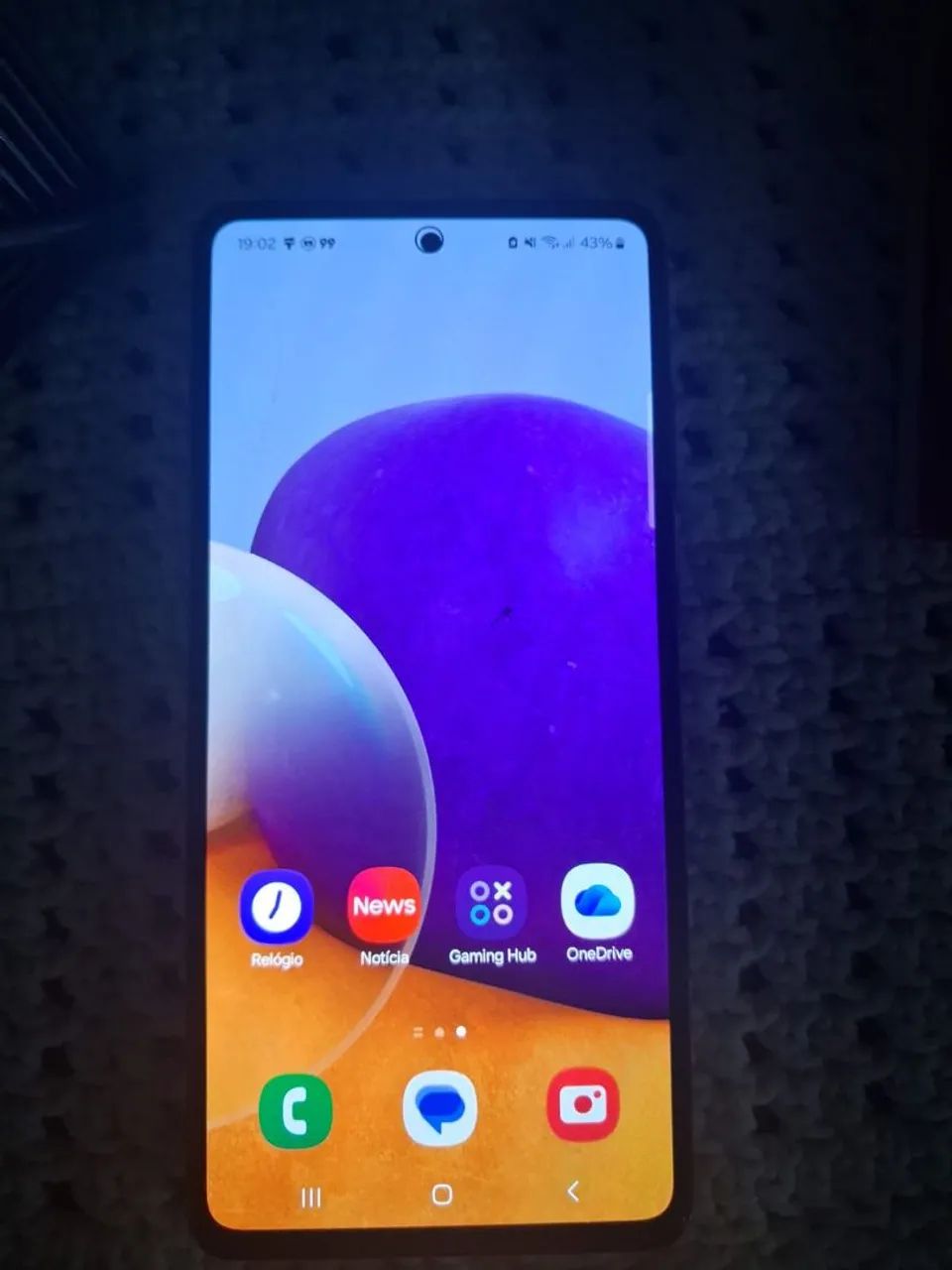 Galaxy A72. 