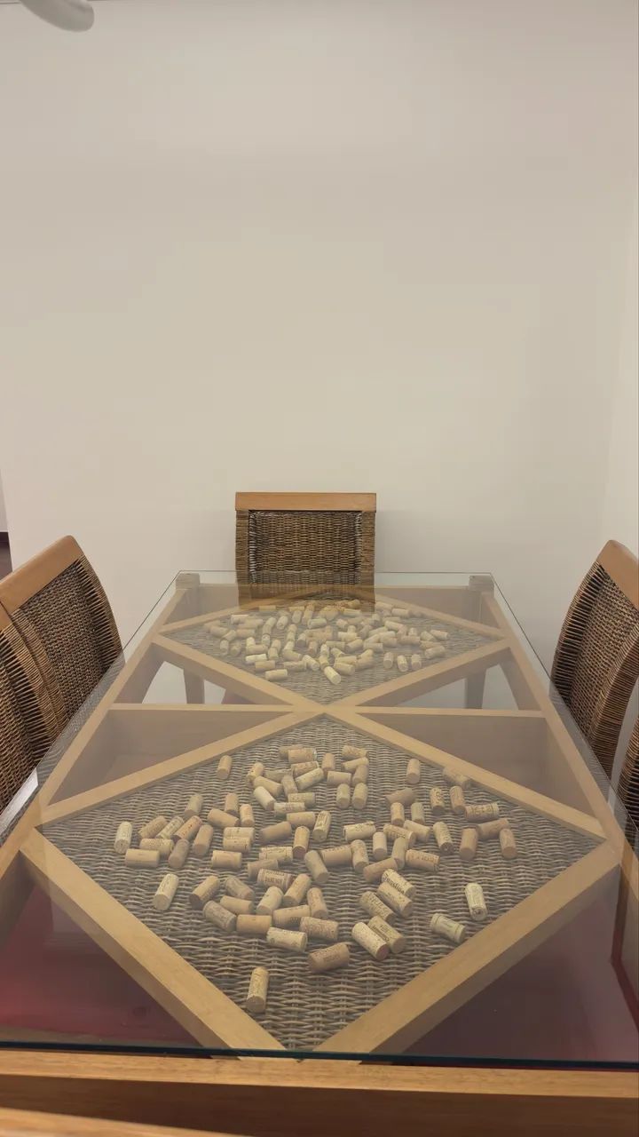 Mesa de jantar com 6 lugares - Tampo de vidro - Foto 2