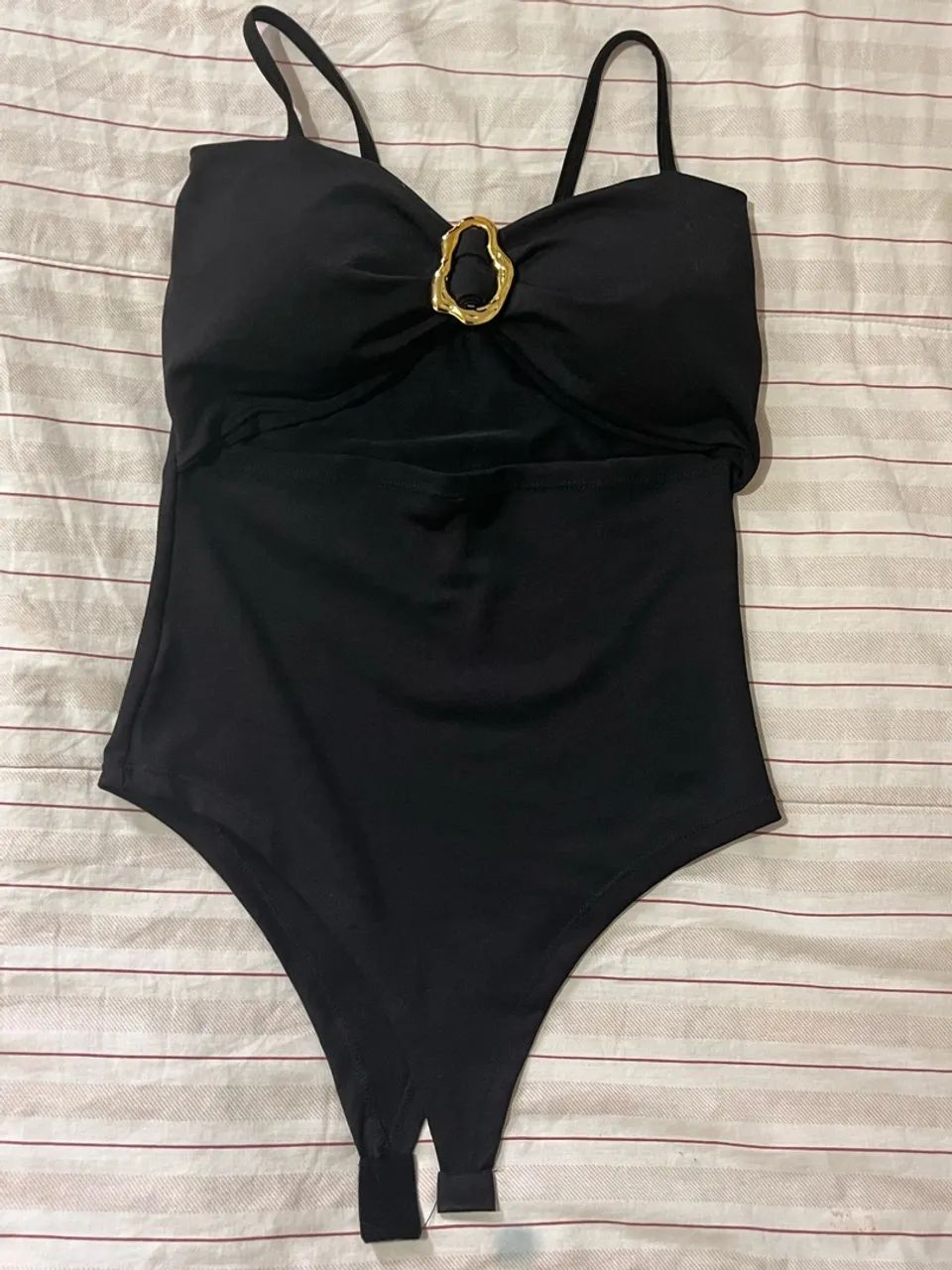 Body Feminino com Argola Dourada - Preto e Marrom - Foto 2