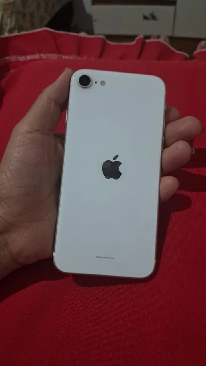 Vendo iPhone SE 64 gigas R$ 500 - Foto 3