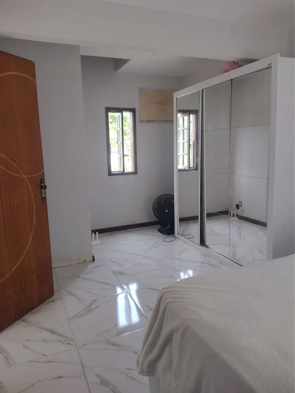 Casa Duplex no Centro com 2 Quartos - Foto 3