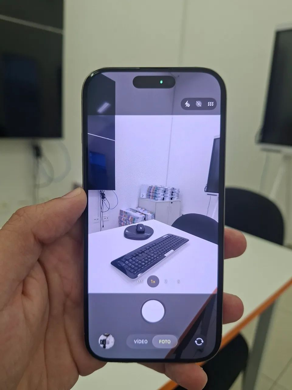 IPHONE 16 PRO