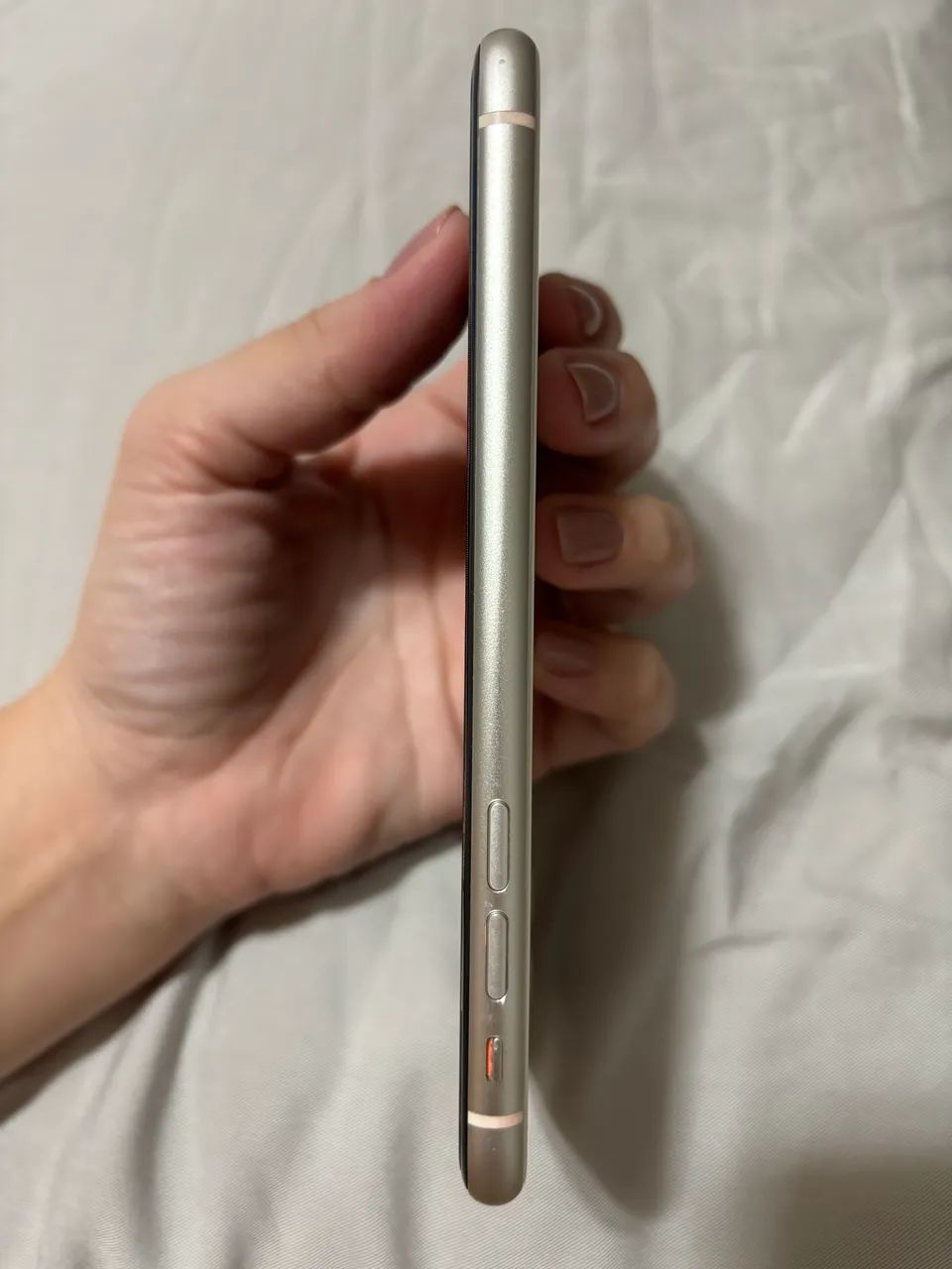 iPhone 11 128gb branco com carregador  - Foto 3