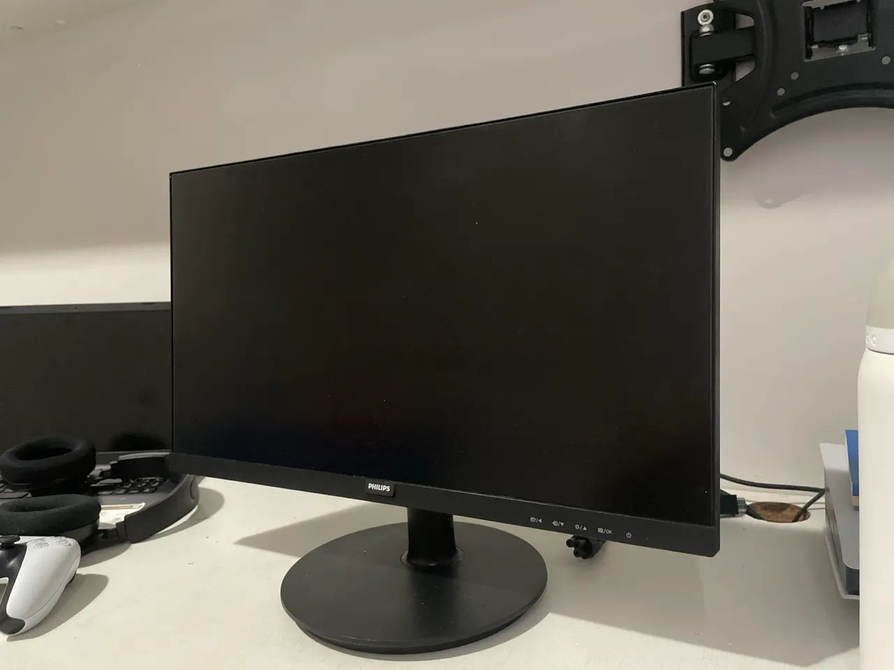 Monitor Philips LCD de 21,5 polegadas 
