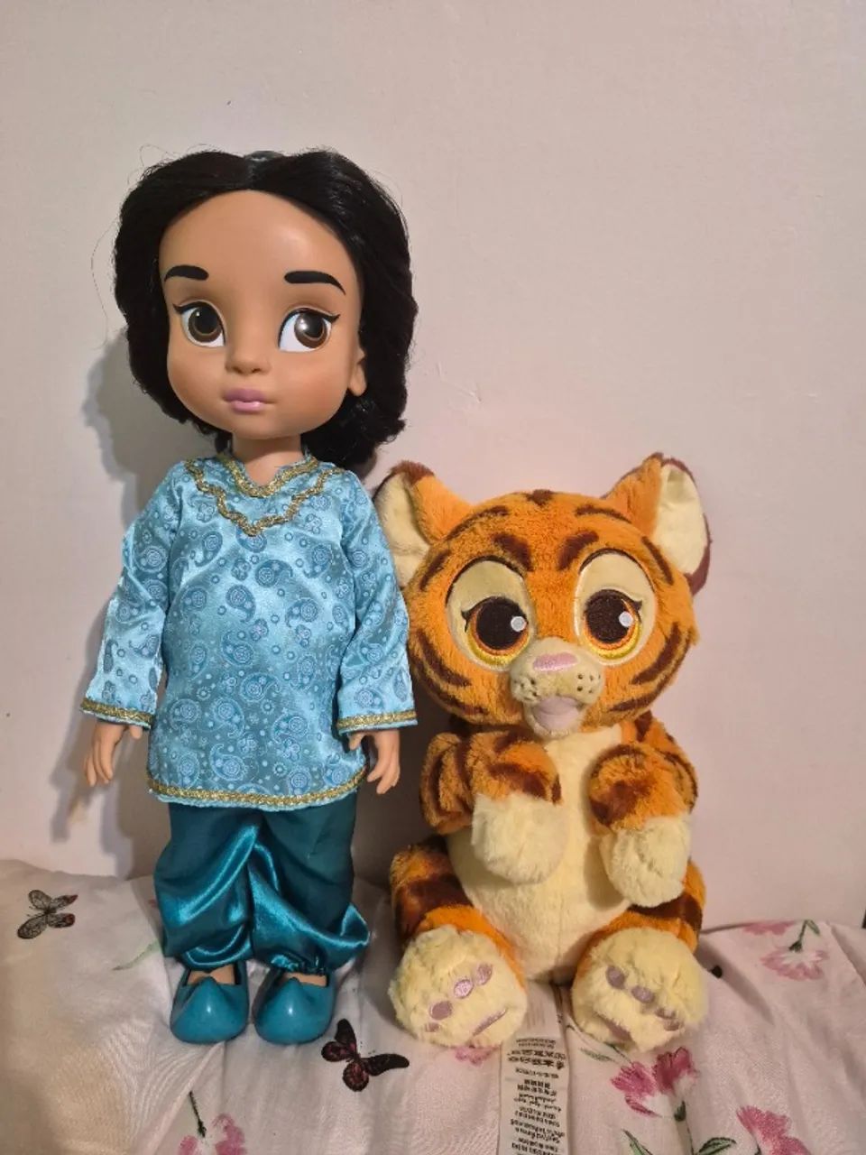 Boneca Disney Jasmine animators e pelucia