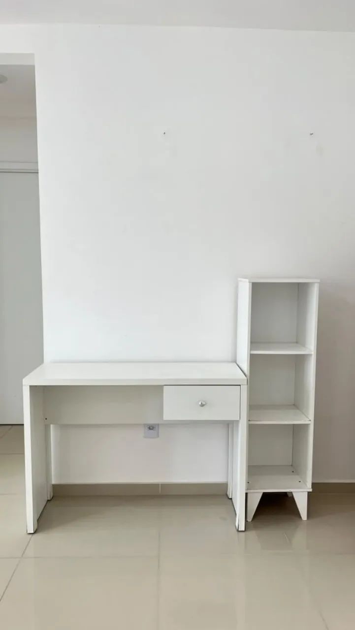 Mesa + prateleira MDF
