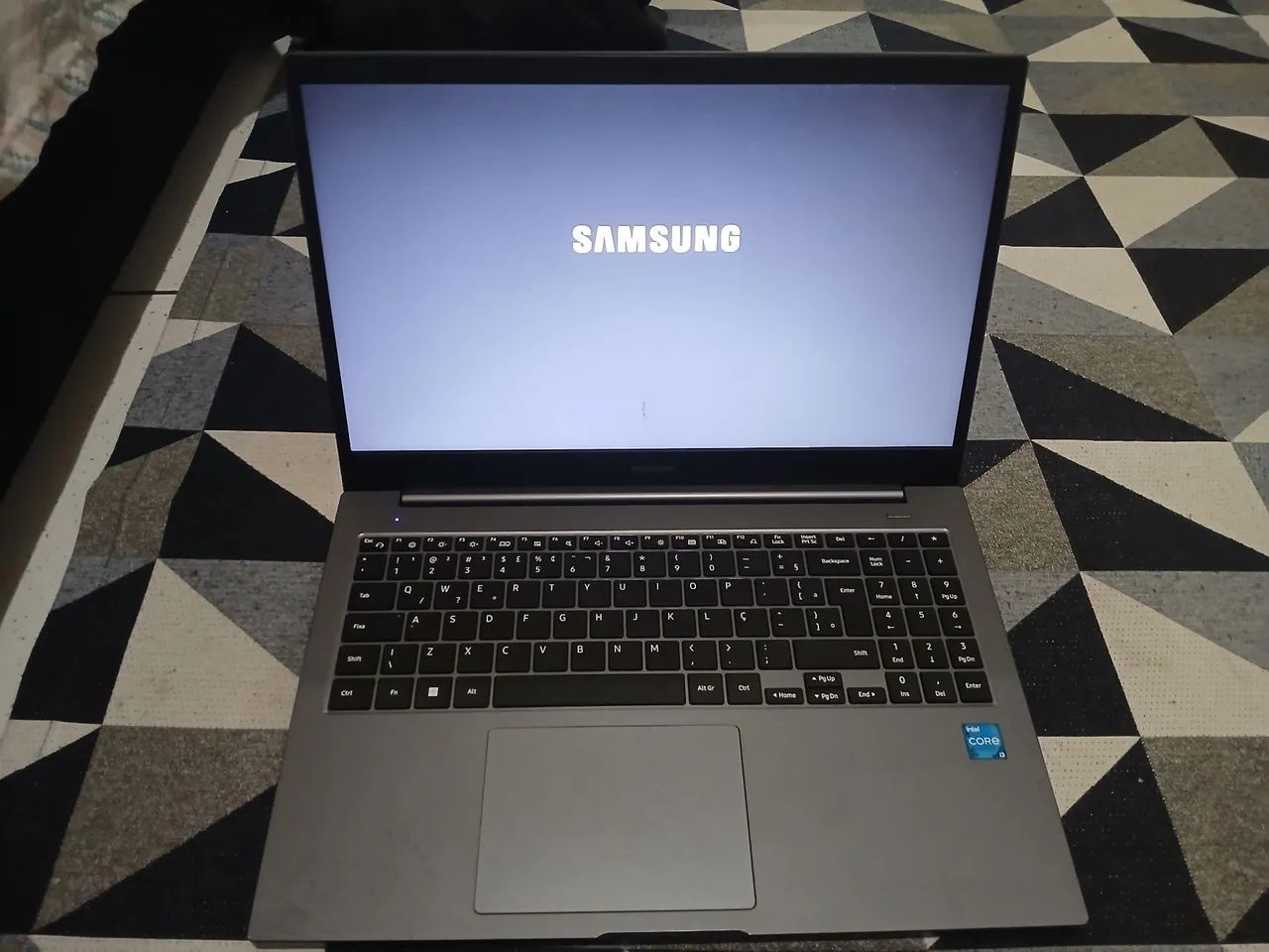 Samsung book 250GB SSD 