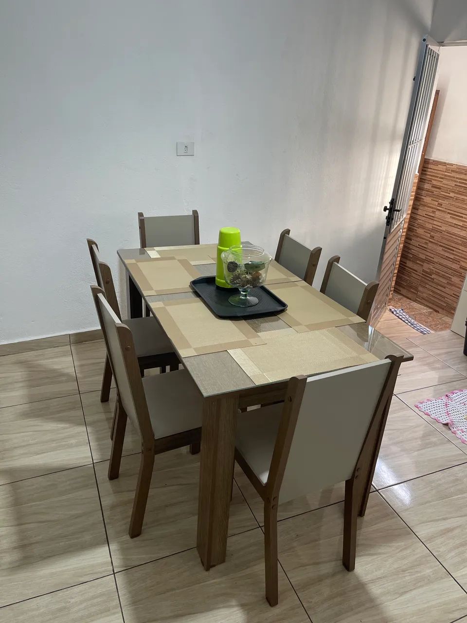 Mesa de 6 lugares 