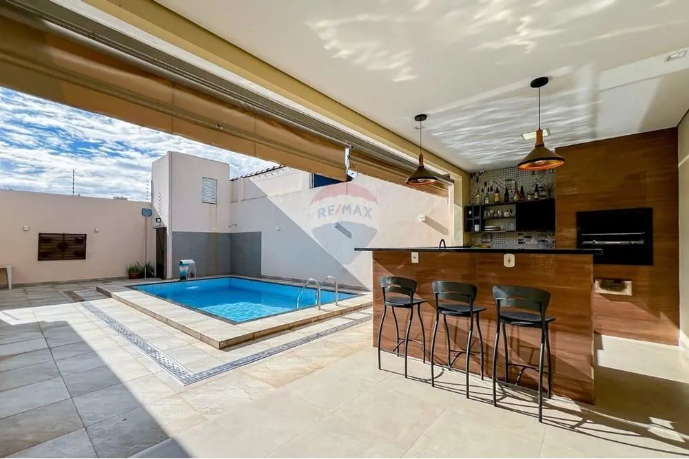 Casa no Agenor de Carvalho com 4 quartos e área de lazer