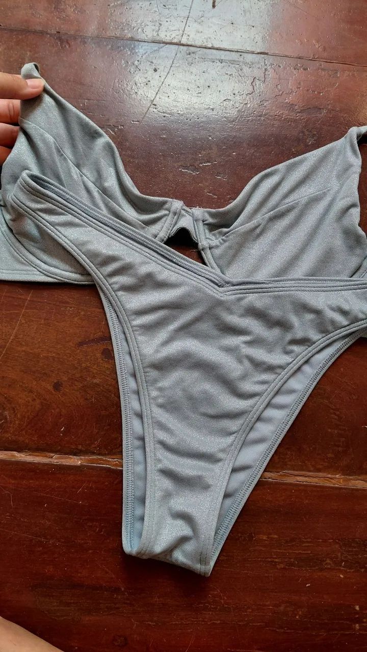 Biquíni Hollister G novo