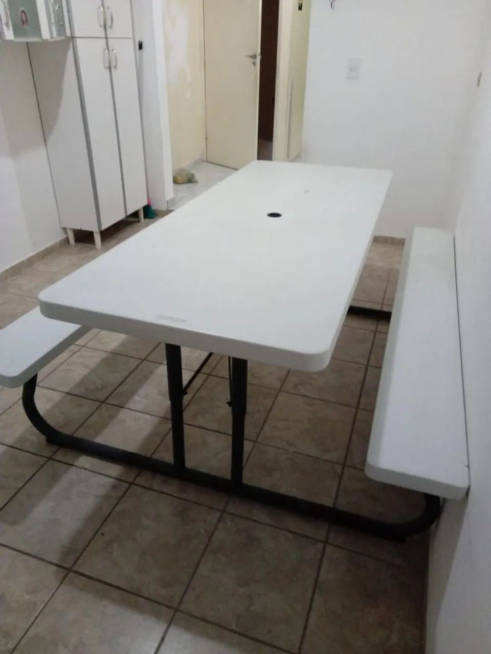 Mesa com banco acoplado dobráveis.  - Foto 3