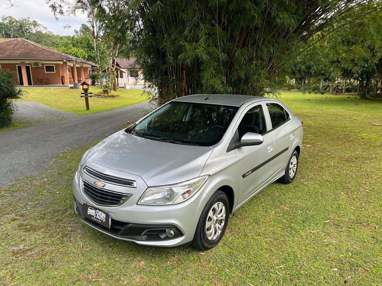 Chevrolet Prisma 2013
