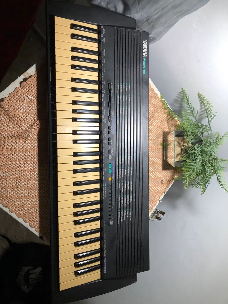 Teclado Yamaha-PS19 com Case  - Foto 3
