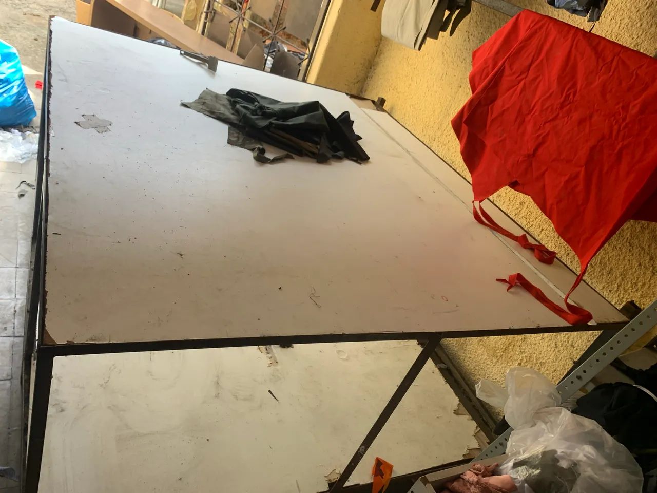 Mesa de corte com suporte  - Foto 5