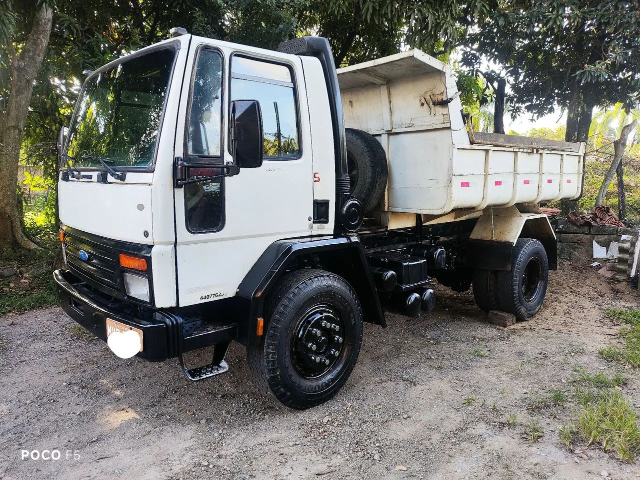 Ford Cargo 1215 Ano 1998, motor Cummins Sb 6 cc, turbinado, Interculado e reduzido.  - Foto 8