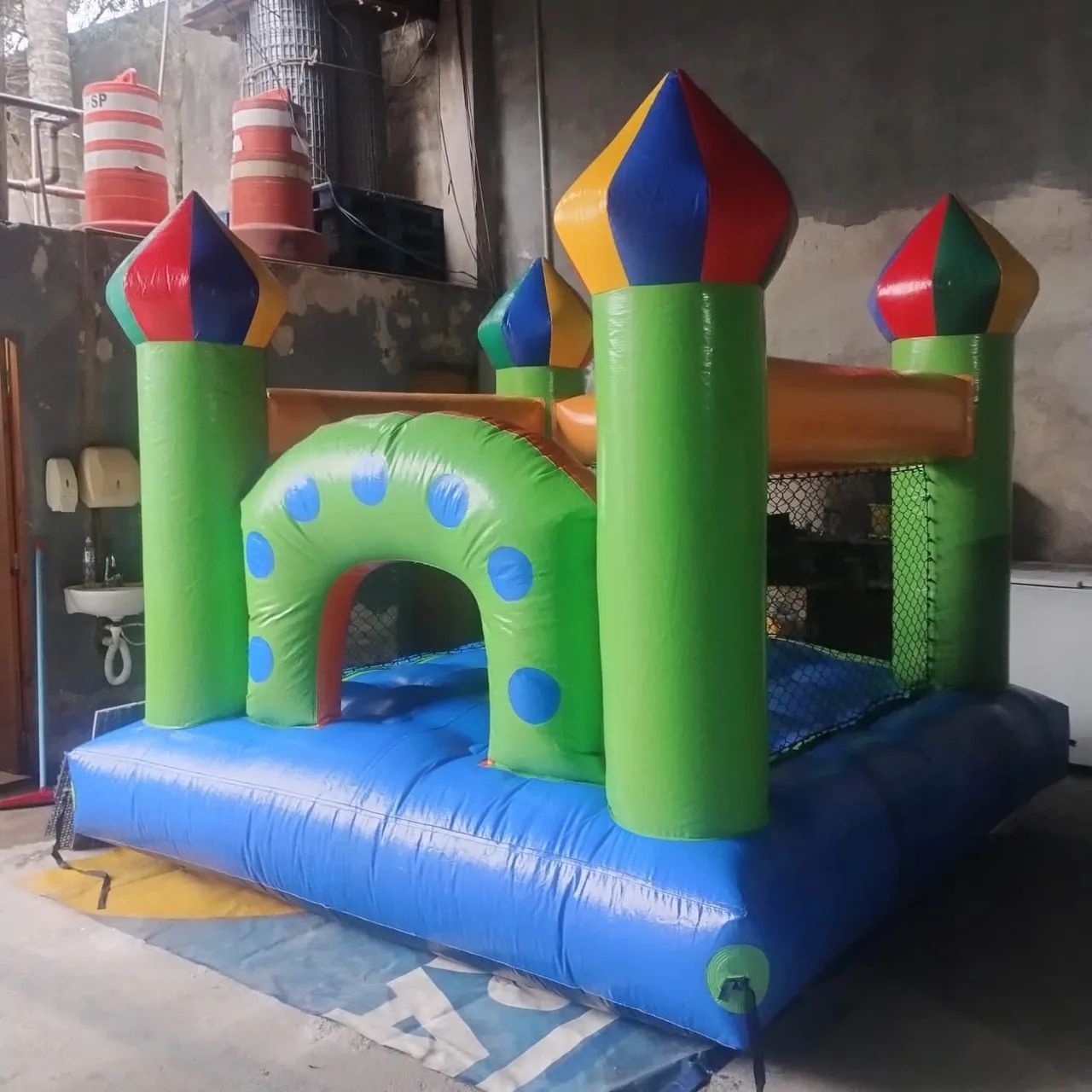 Vendo Castelinho inflável  - Foto 4