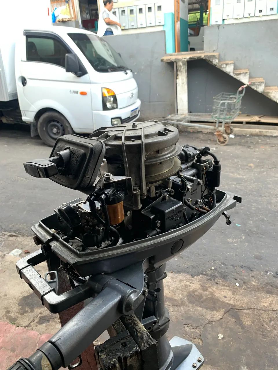 Motor de Popa YAMAHA 8 ENDURO - Foto 2