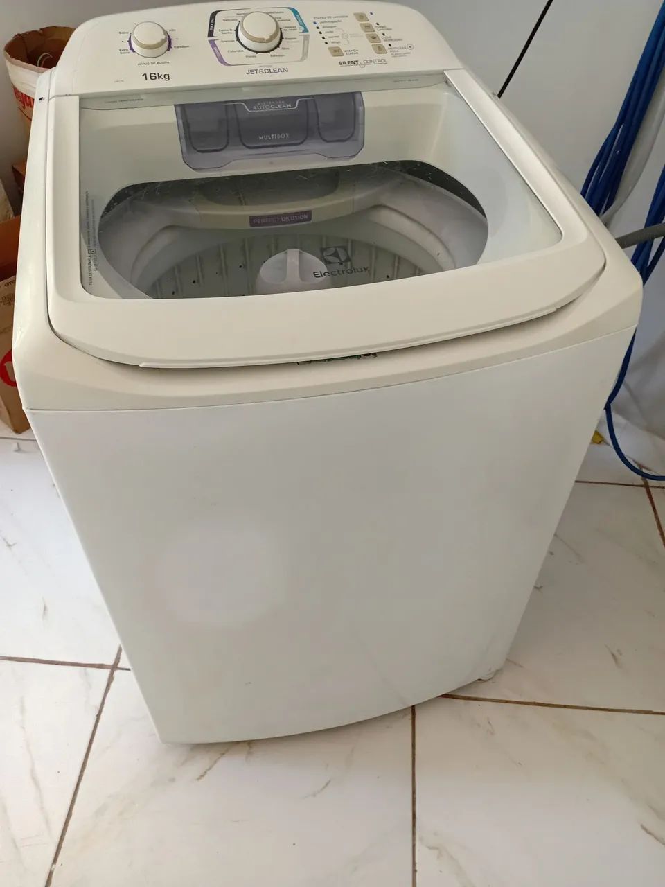 Vendo eletrolux 16kg funciona perfeitamente  - Foto 4