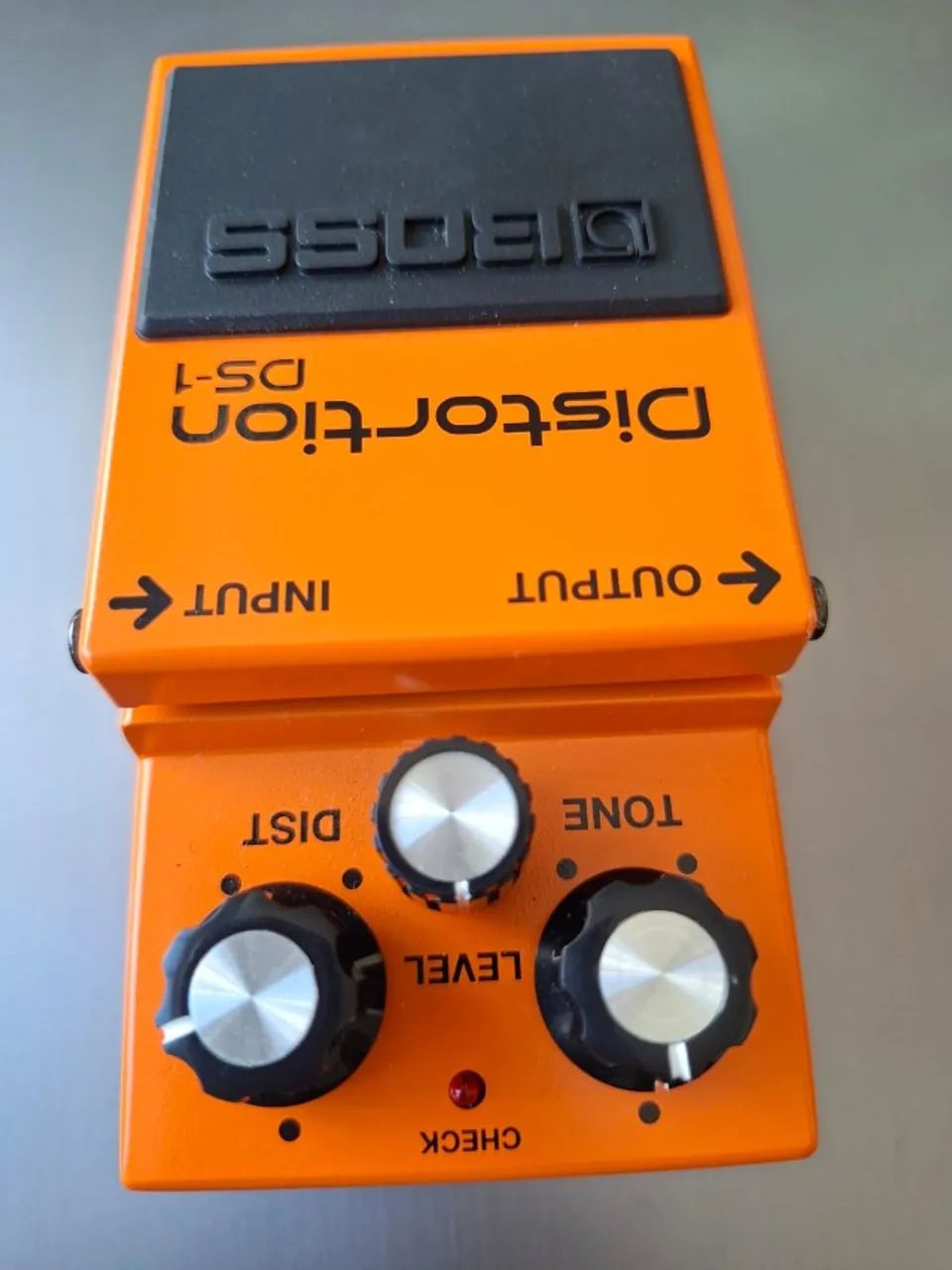 Pedal Boss DS-1 Distortion + Caixa - Foto 2