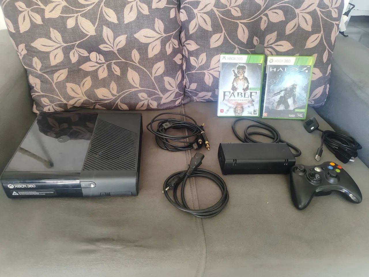 Xbox 360 Super Slim 2015 - Foto 2