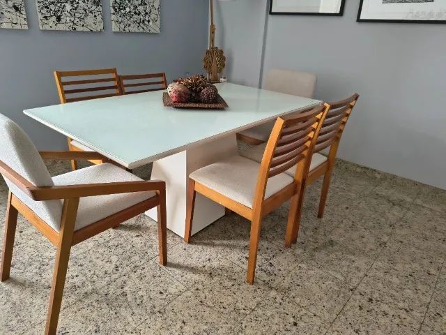 Mesas de jantar com 6 cadeiras