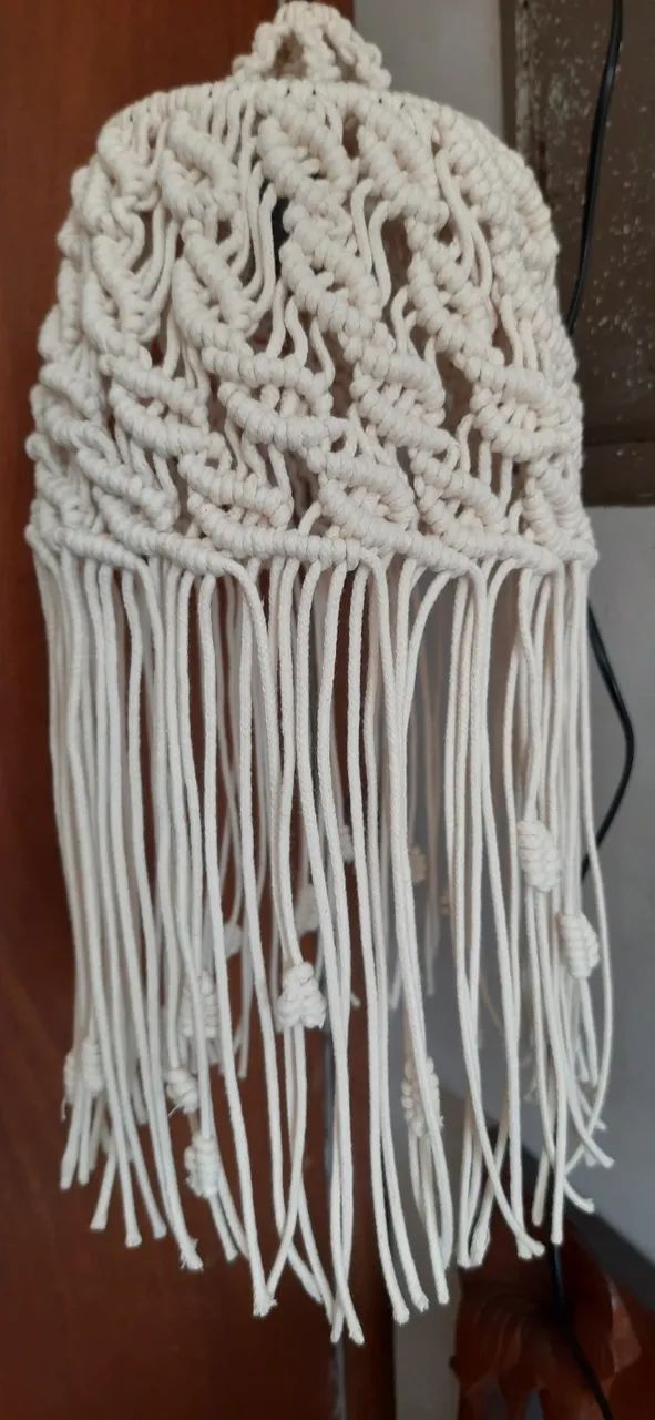 Luminária em Macramê Feita à mão