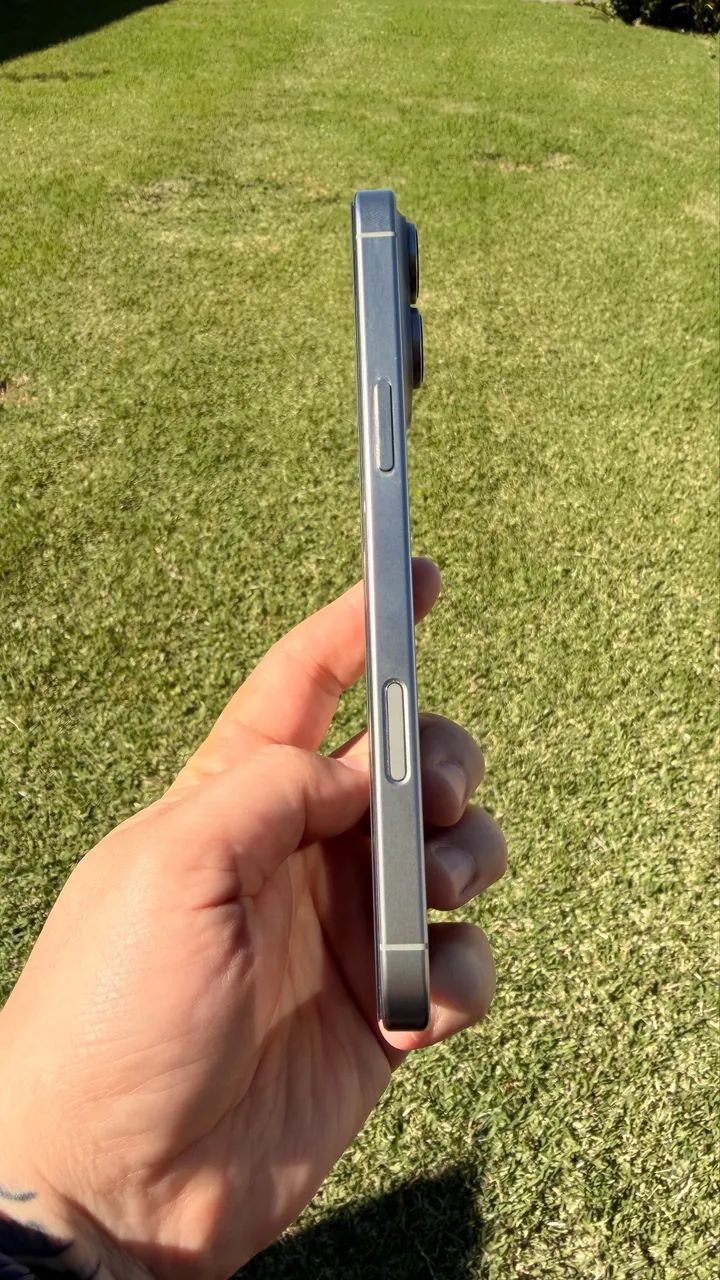 iPhone 16 pro max - Foto 5