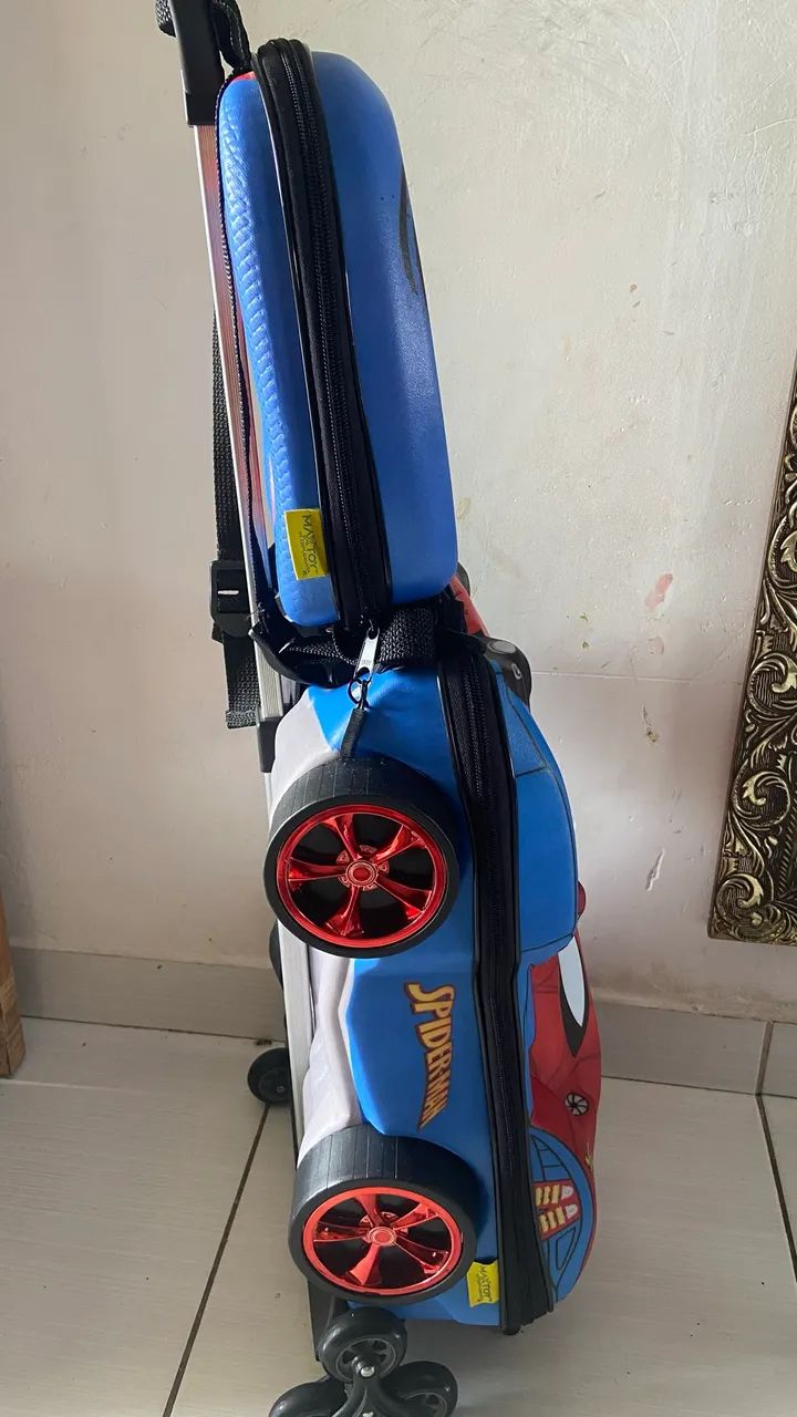 Mochila escolar com rodinhas  - Foto 2