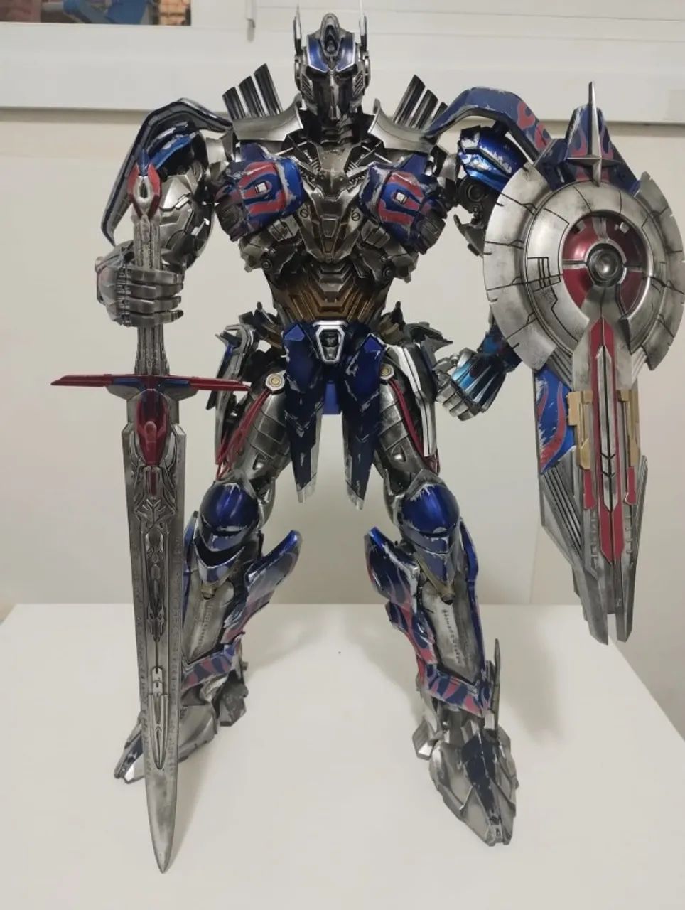 Optimus Prime - Comicave Studios 1/22 (die-cast Metal)