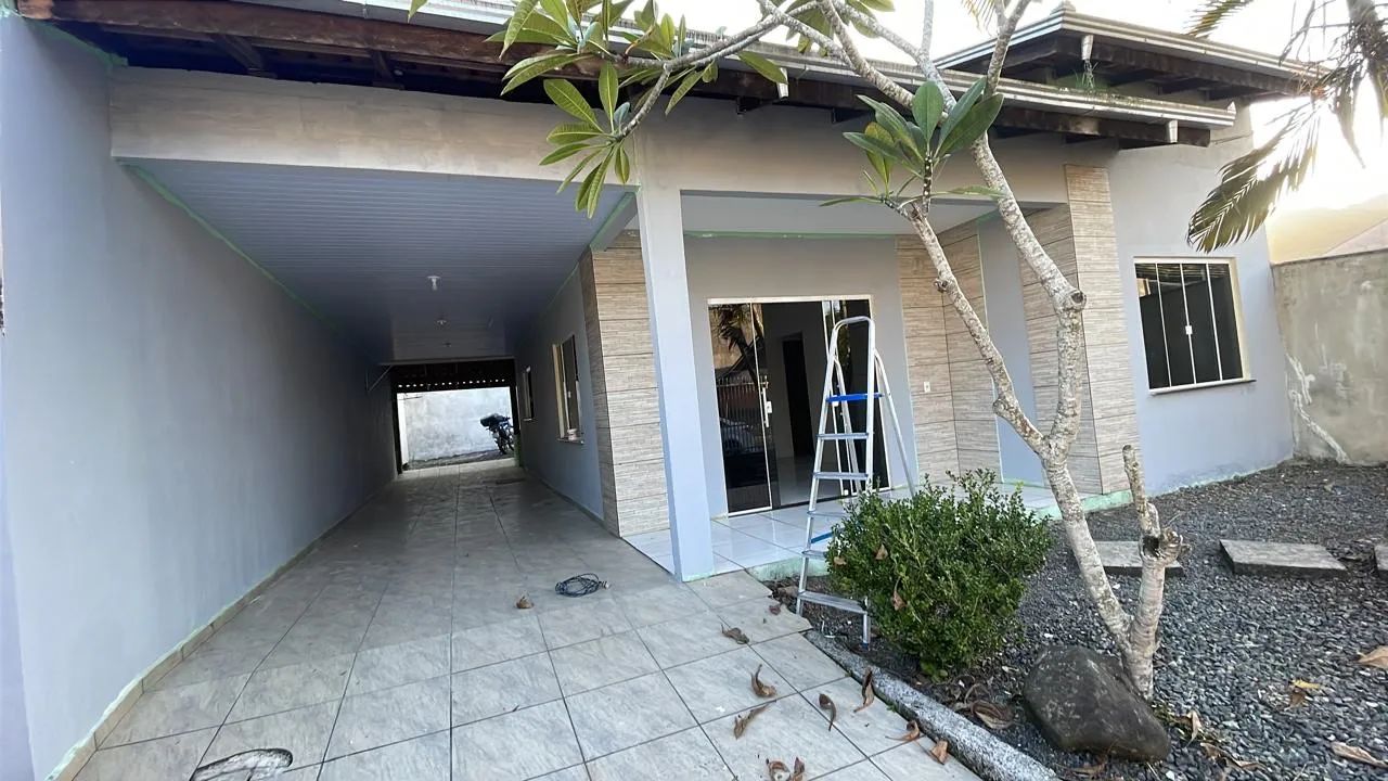 Vendo ou troco por casa de menor valor !