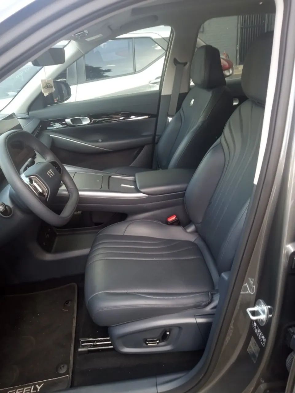 Geely EX5 MAX (elétrico) 2026 - Foto 2