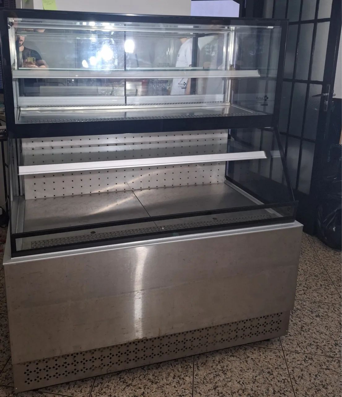 Vitrine Refrigerada Dupla Mista Inox (Doces e Bebidas) 
