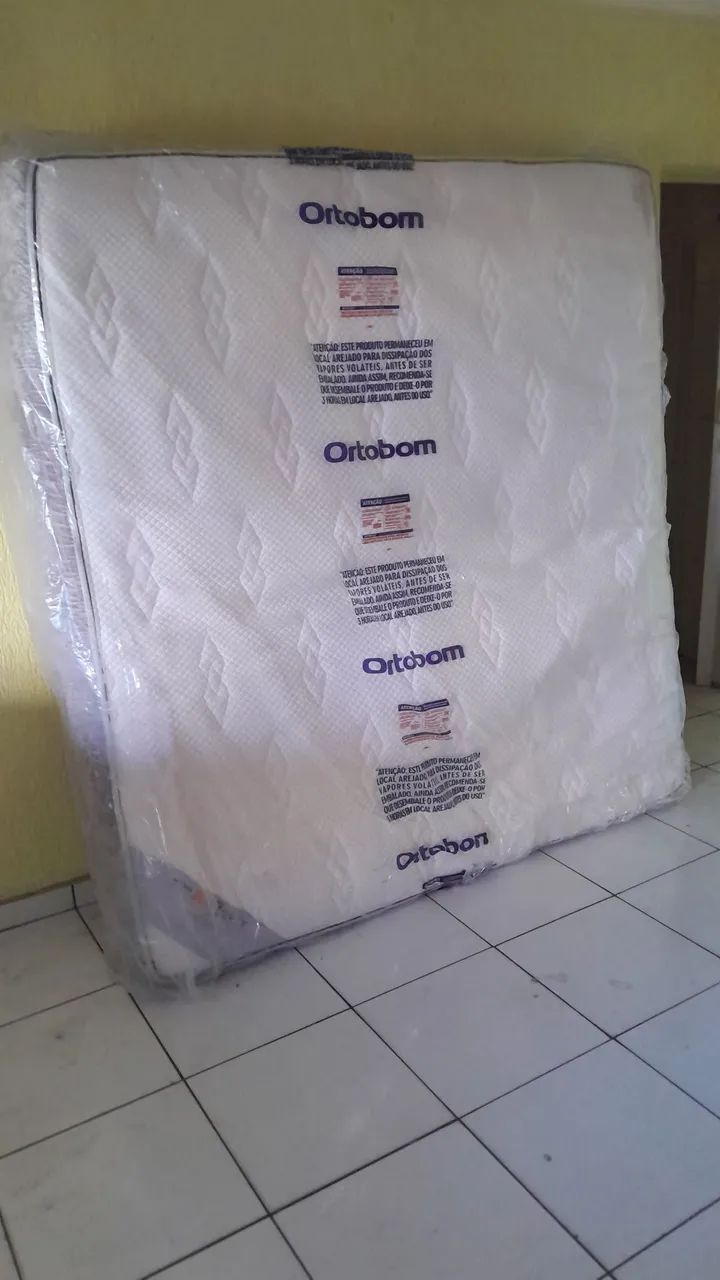 Vende-se um colchão king size 